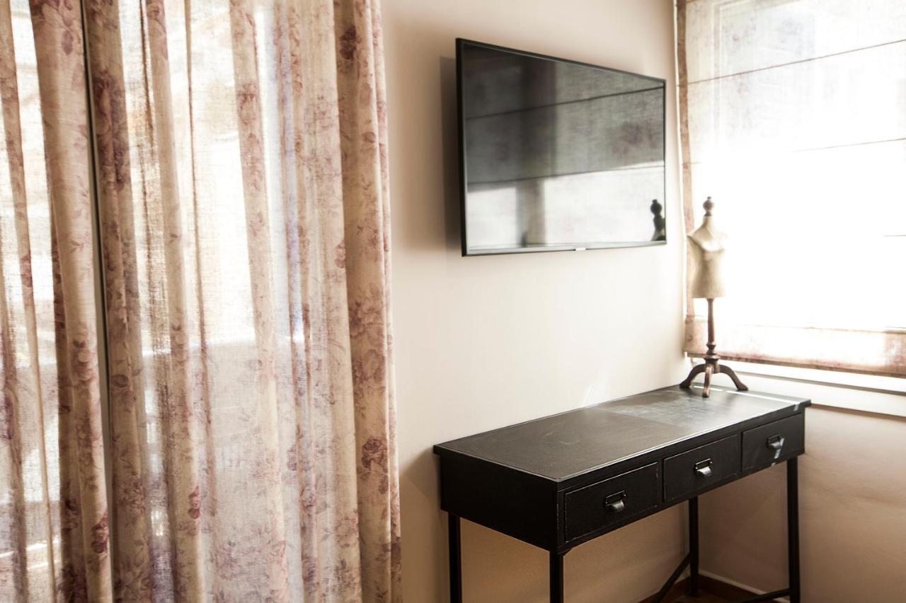 Bentzi Boutique Apartment 4 Athen Exterior foto